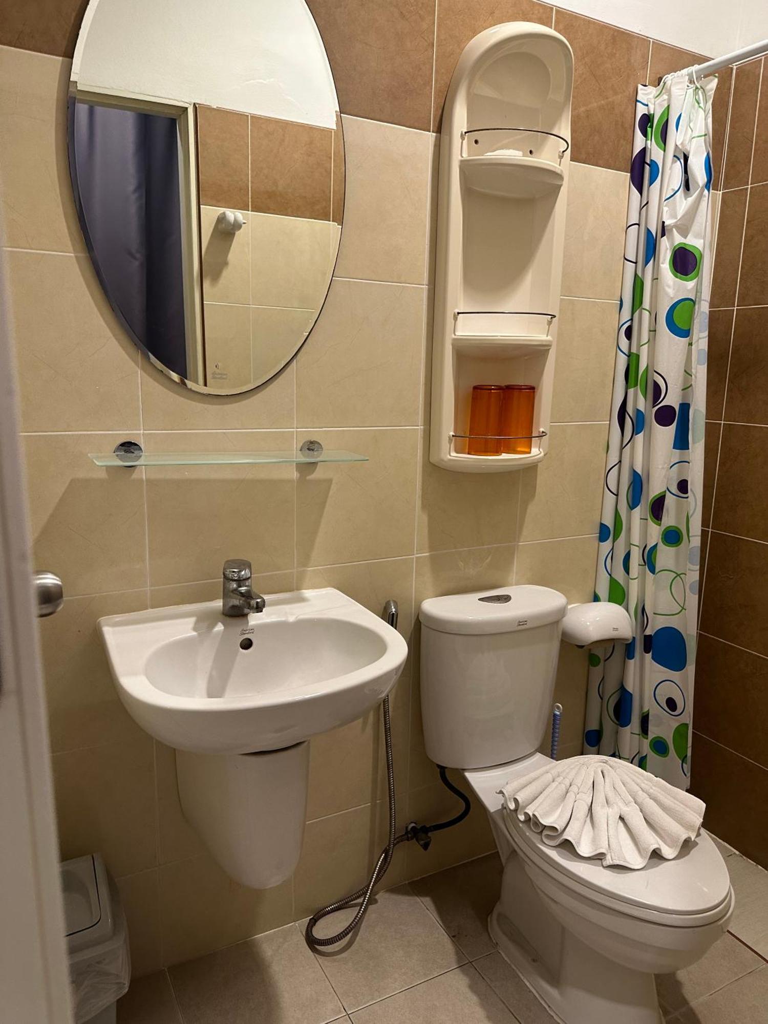 Garden Guest House Pattaya Bagian luar foto